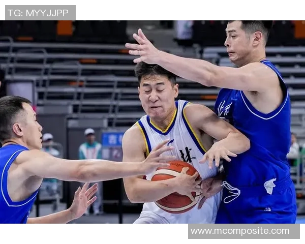 CBA焦点战北京队迎战辽宁队全力争胜展现强大实力