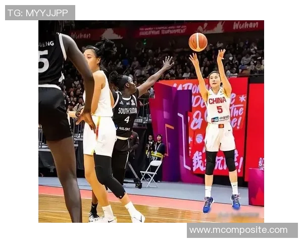 篮球明星布莱尔的传奇之路与他在赛场上的辉煌成就与人生故事